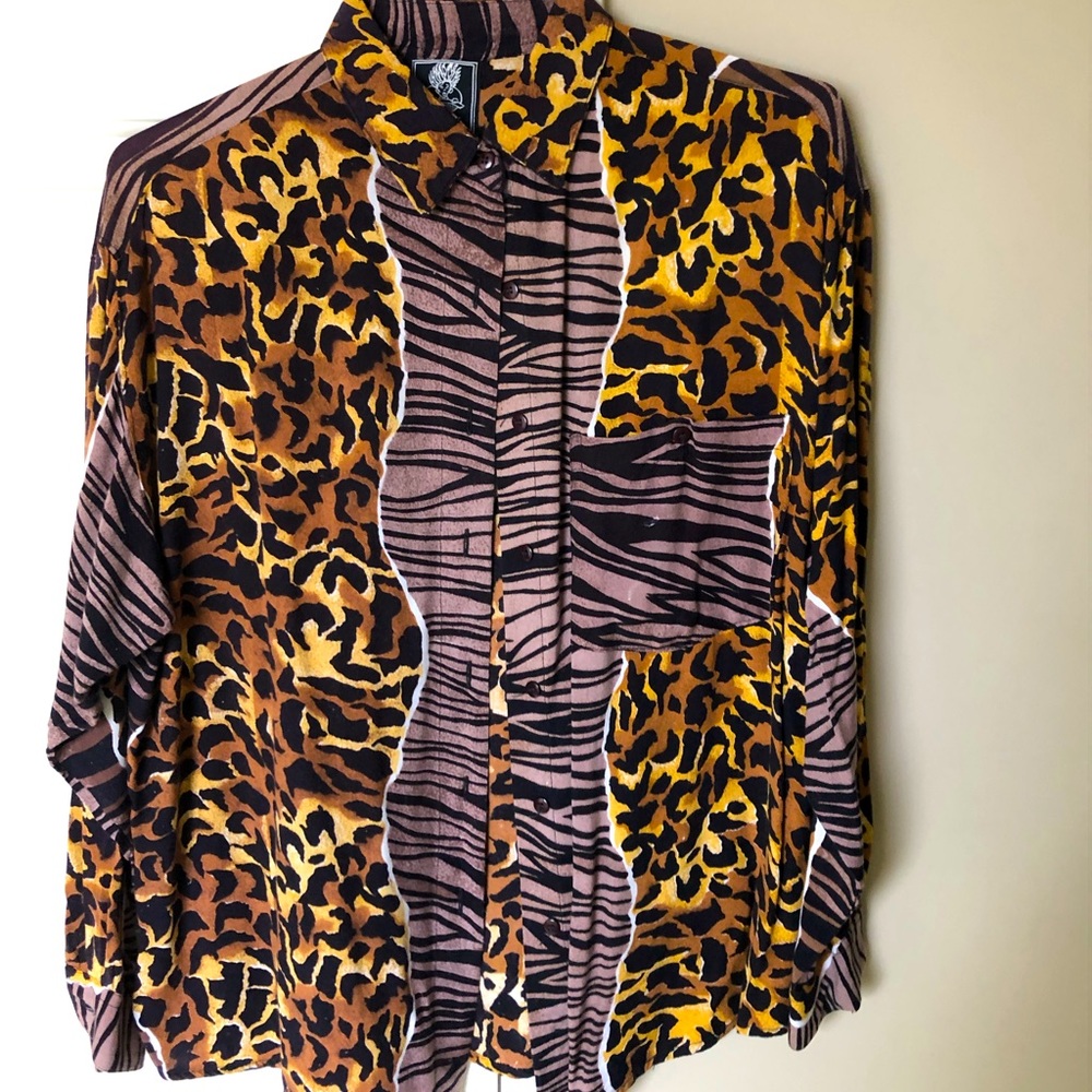 SHORT CIRCUIT Animal Print Blouse